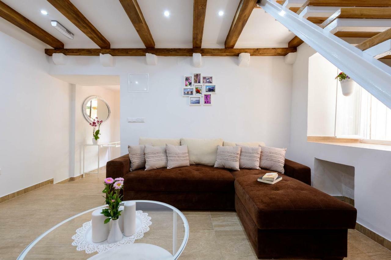 Ani Apartment Ragusa Esterno foto